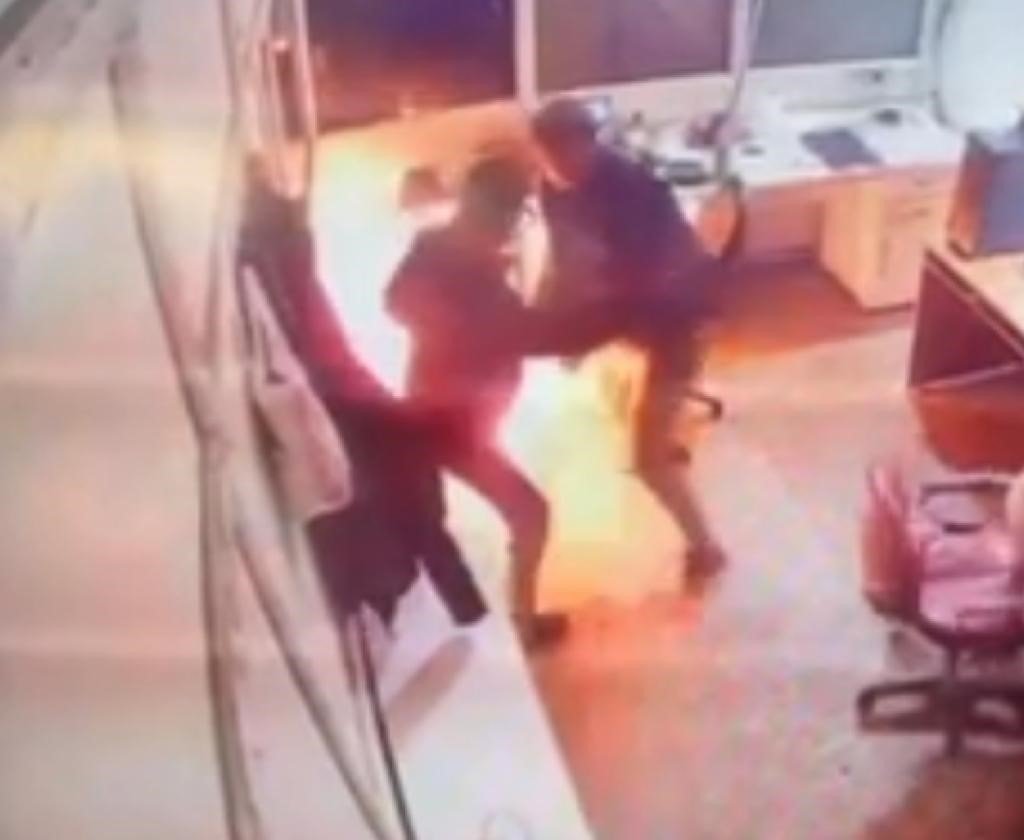 Batman’da iş kazası ucuz atlatıldı, o anlar güvenlik kamerasına yansıdı