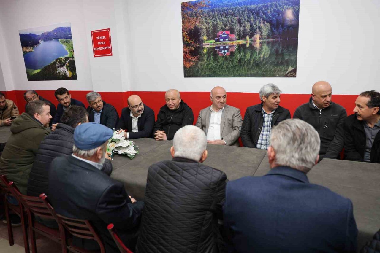 Başkan Bıyık Ramazan’da mahalle mahalle geziyor