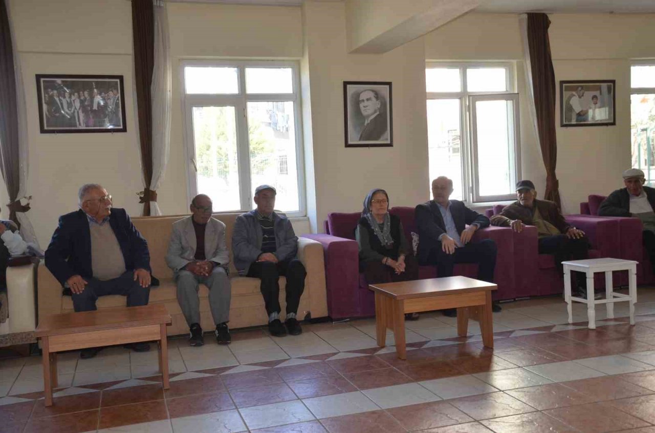 Başkan Atabay, yaşlılarla buluştu