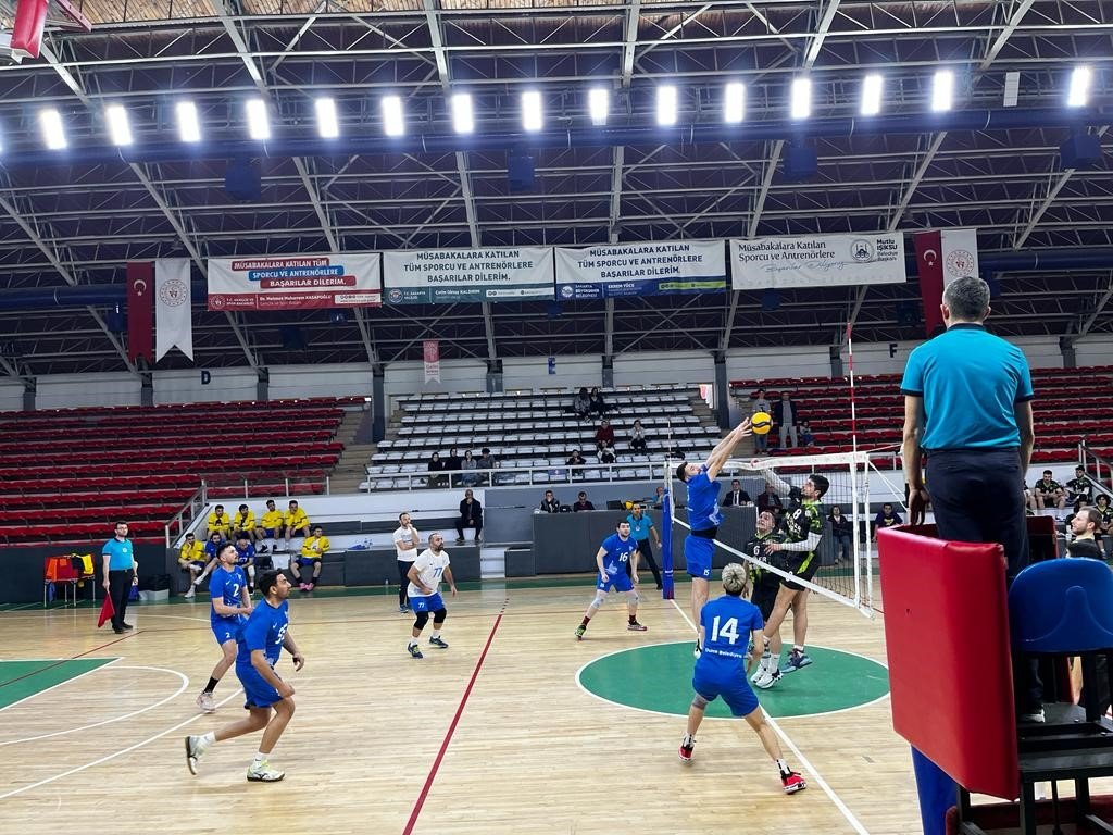 Düzce Belediyespor Sakarya Akademi’yi 3-1 mağlup etti