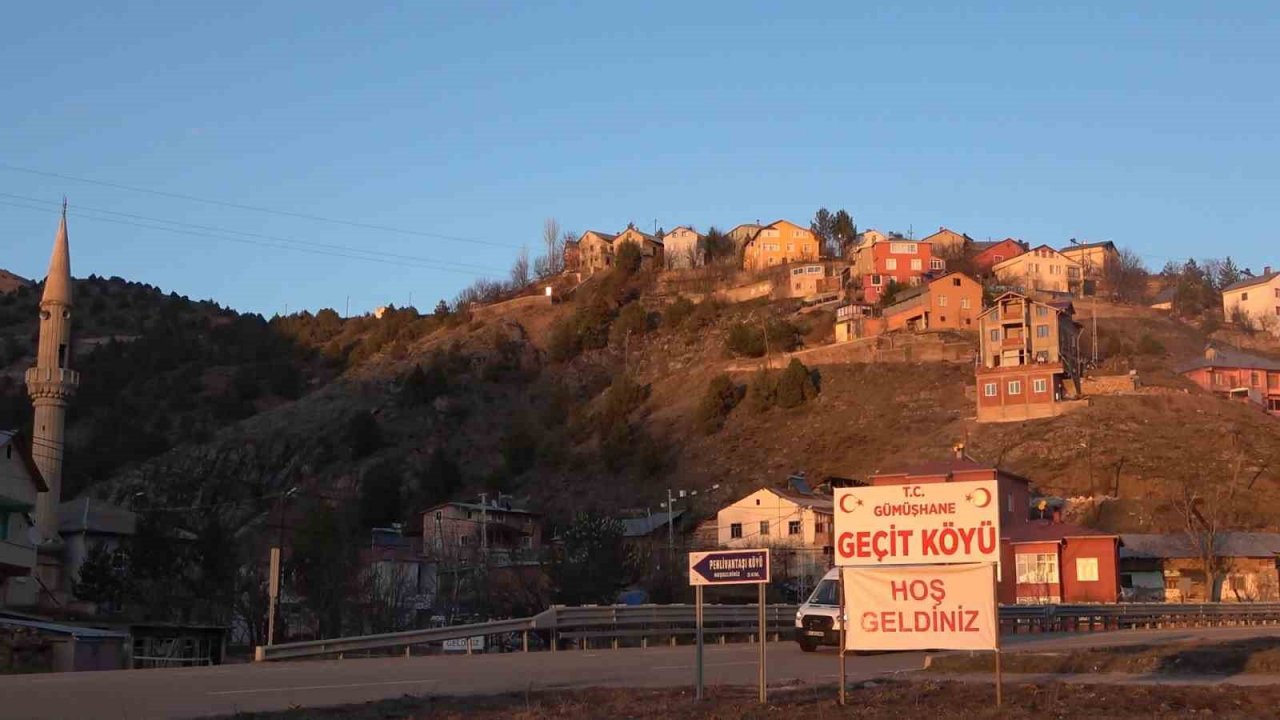 Gümüşhane’nin Geçit köyünde iftar geleneği 15 yıldır sürüyor