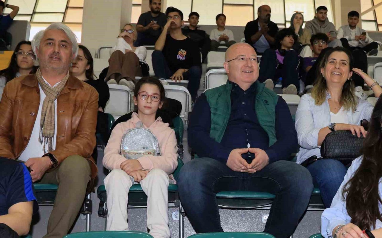 Menteşe’nin sultanları 2. lig yolunda