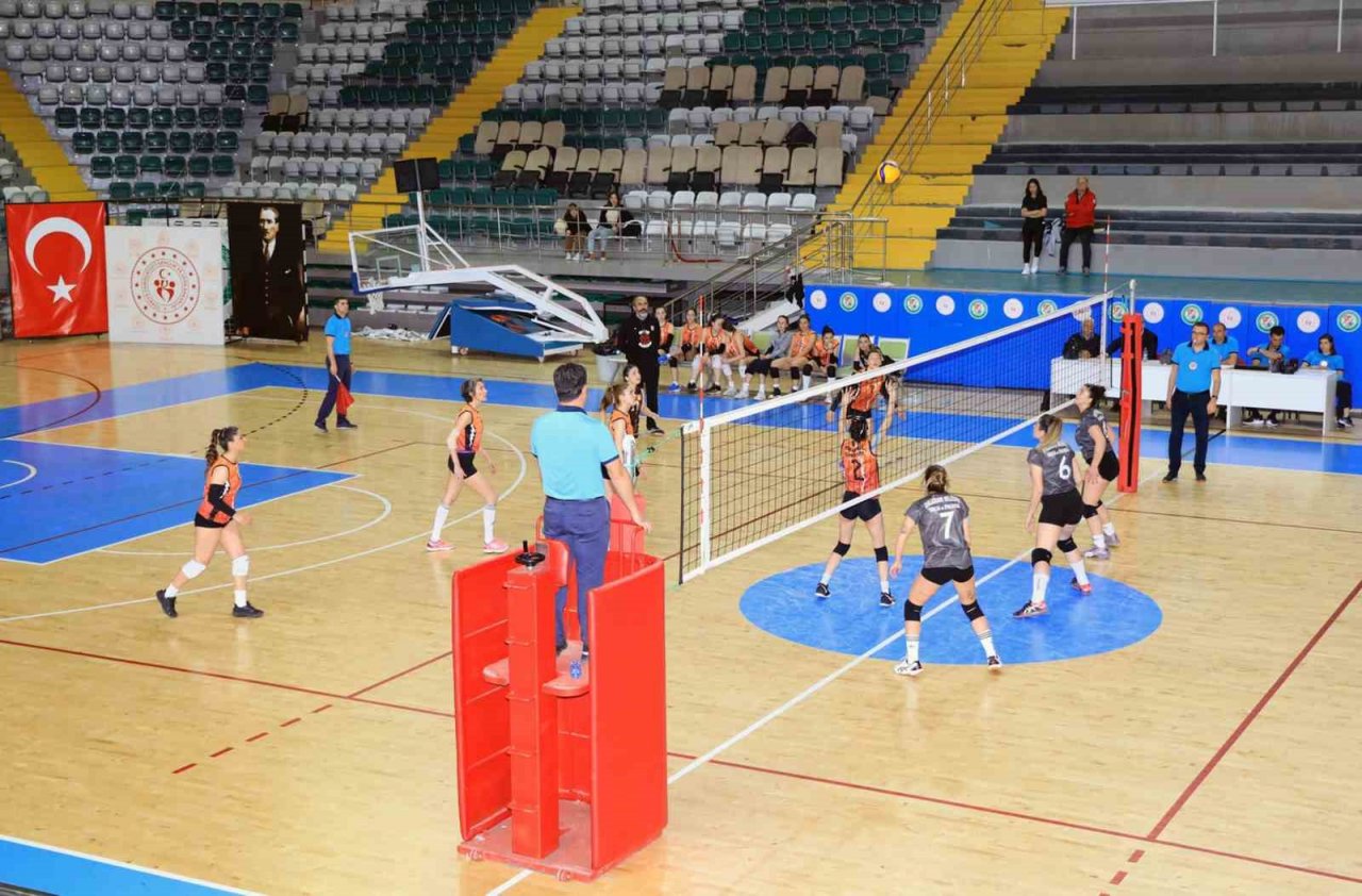 Menteşe’nin sultanları 2. lig yolunda