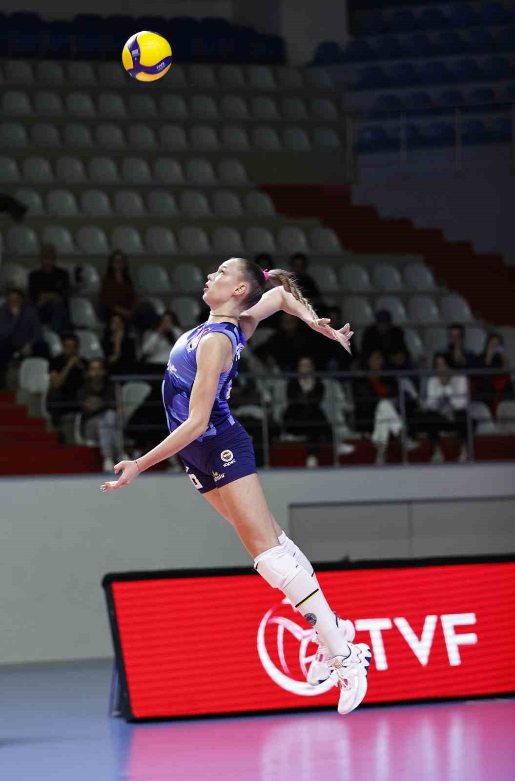 Sultanlar Ligi: Fenerbahçe: 3 - Kuzeyboru: 0