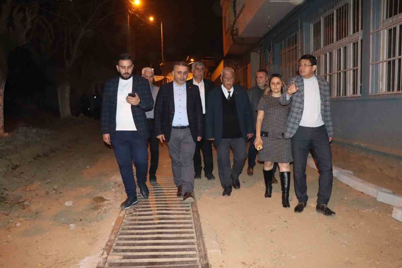 Nazilli Belediyesi yol yenileme çalışmalarını sürdürüyor