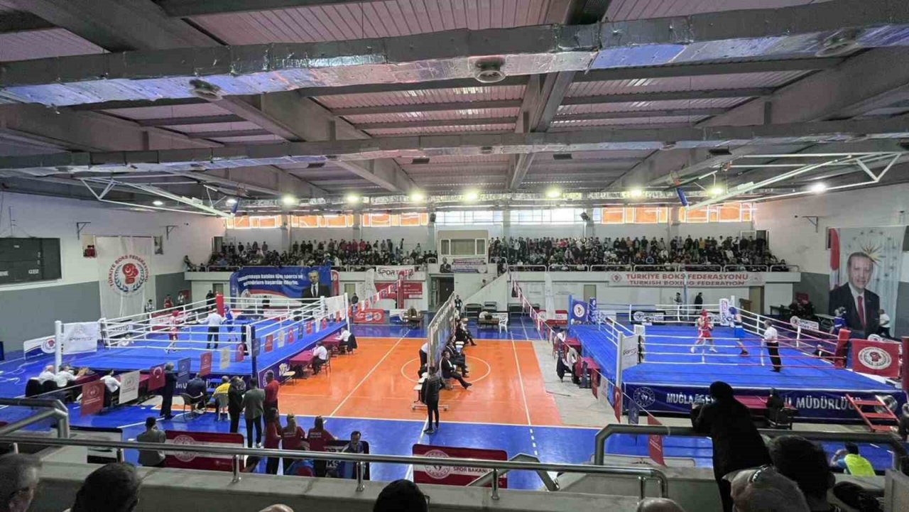 Ortaca’da Türkiye gençler ferdi boks şampiyonası