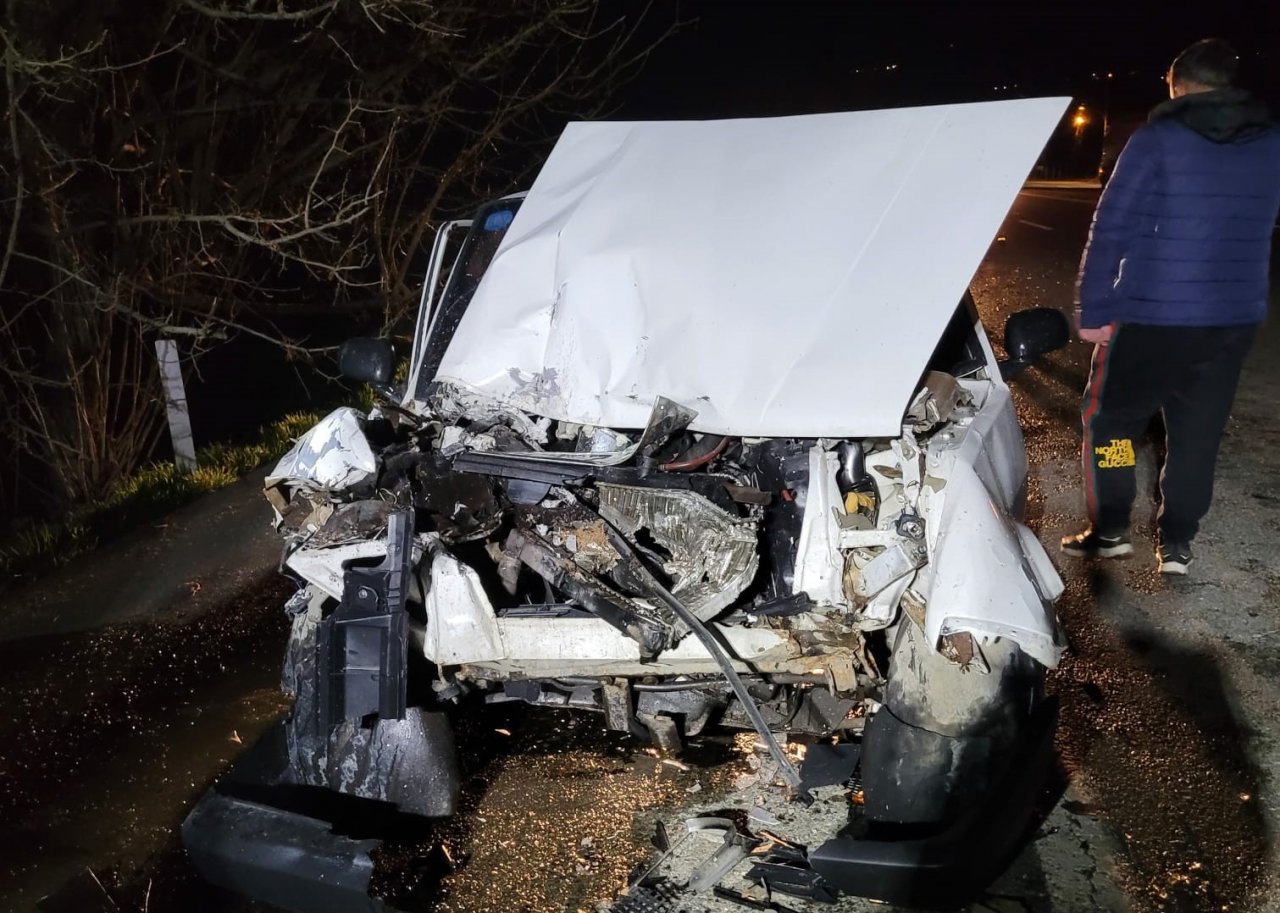 Malatya’da otomobil iş makinesi ile çarpıştı: 1 yaralı