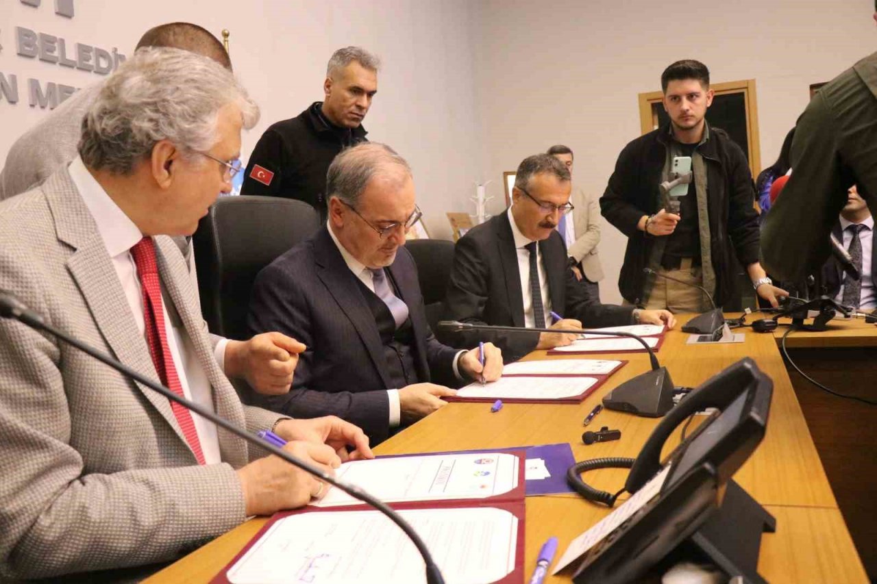 Atıl durumdaki seralar yeniden üretime kazandırılacak: Protokol imzalandı