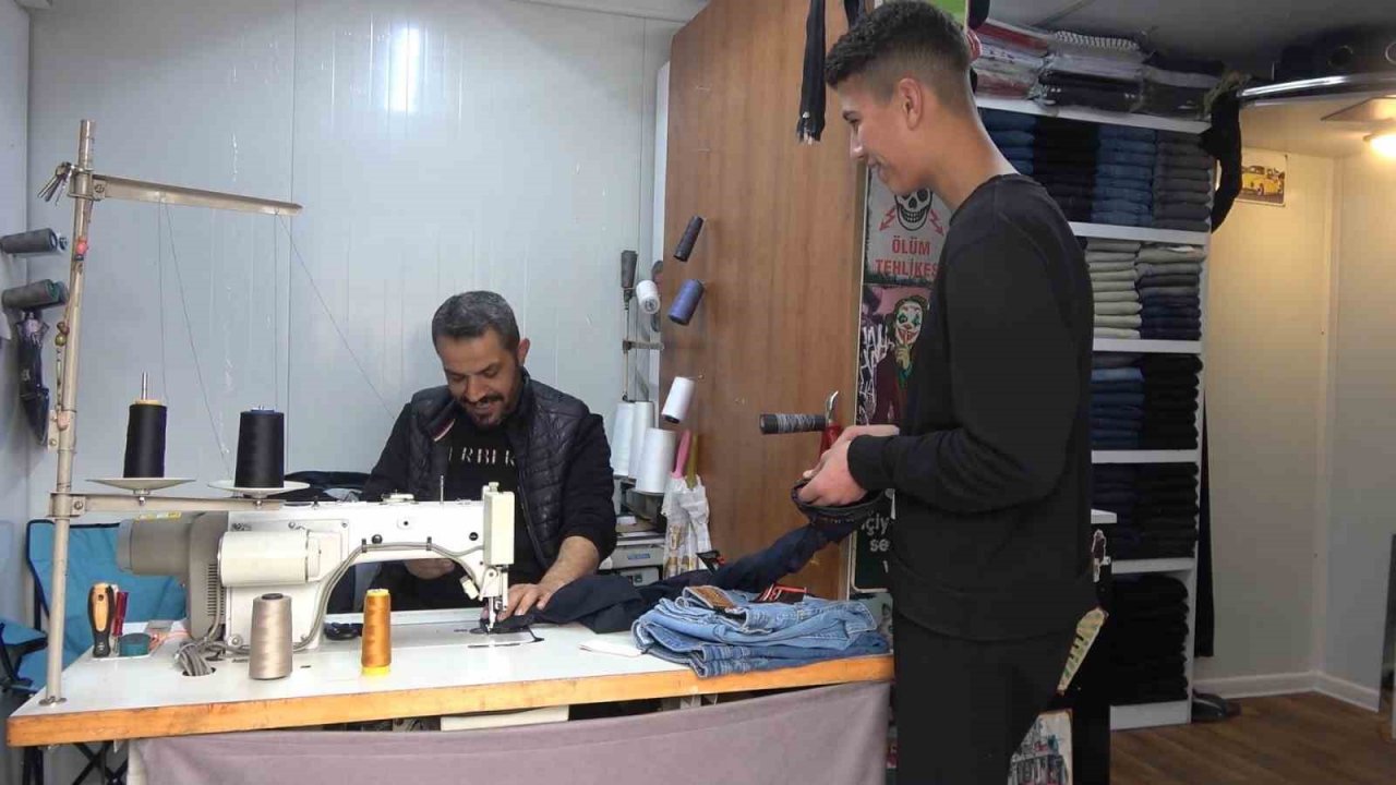 1500’lü yıllarda inşa edildi, depremde hasar gördü: Kapalı çarşı esnafı şimdi konteyner çarşıda