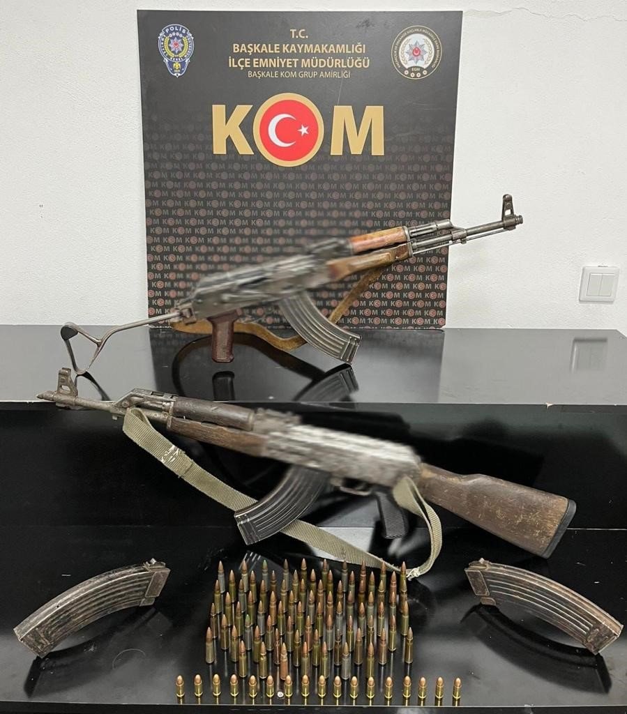 Van’Da gümrük kaçağı malzemeler ele geçirildi