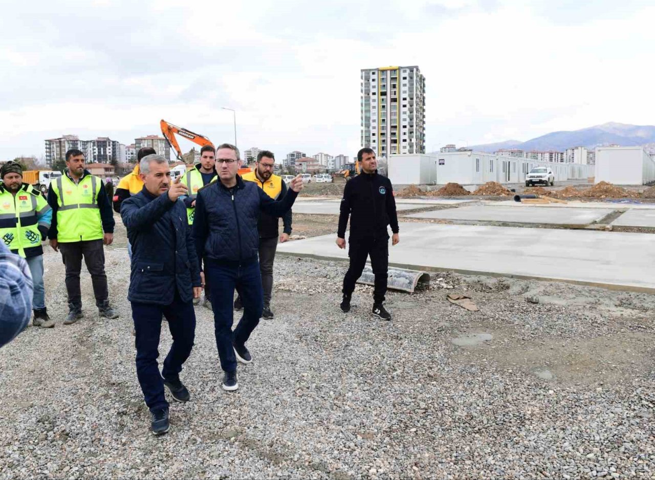 Yeşilyurt’ta konteyner çalışmaları sürüyor