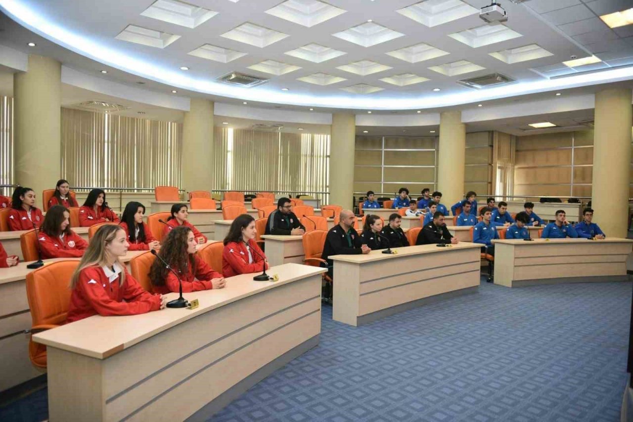 Tütüncü basketbolcuları ağırladı