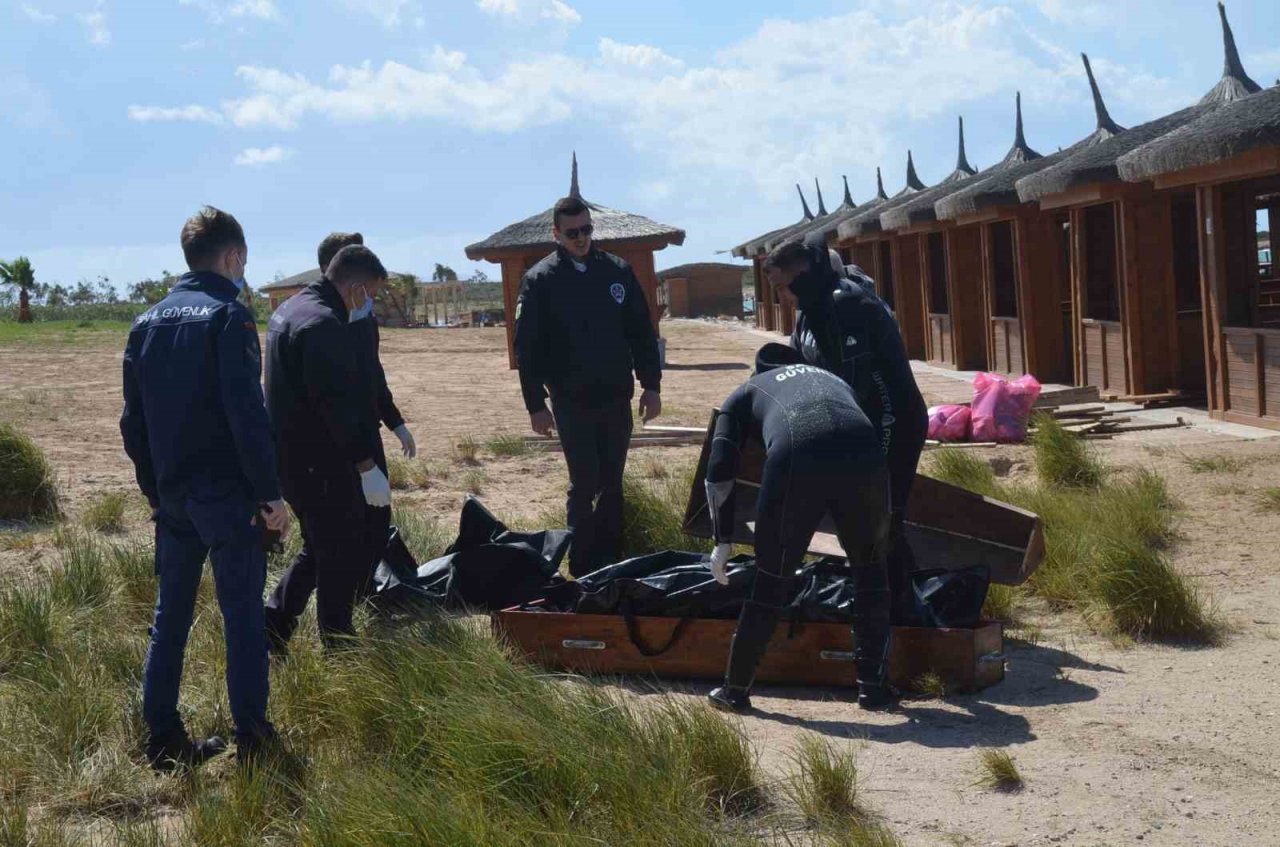 Didim sahilinde kıyıya vurmuş ceset bulundu