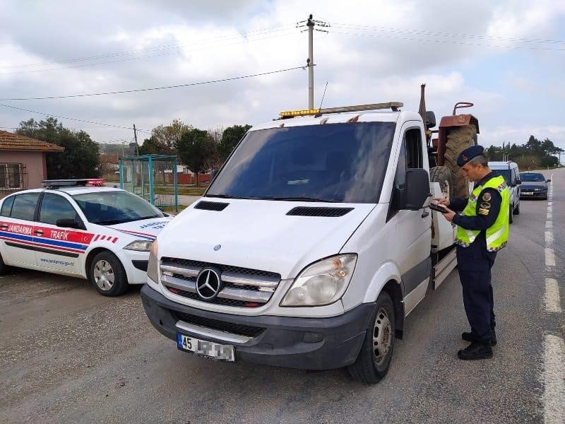 Balıkesir’de 94 şahsa uyuşturucu ve organize operasyonu