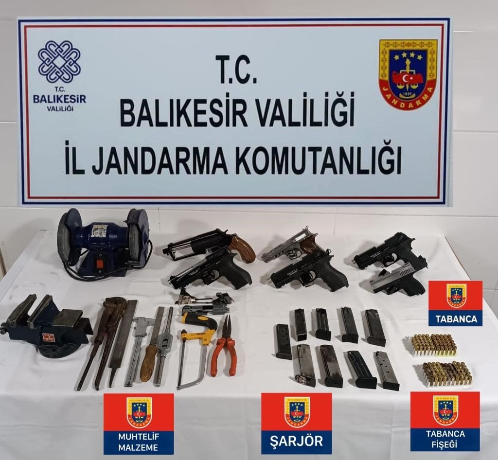 Jandarmadan kaçak silah imalatına operasyon