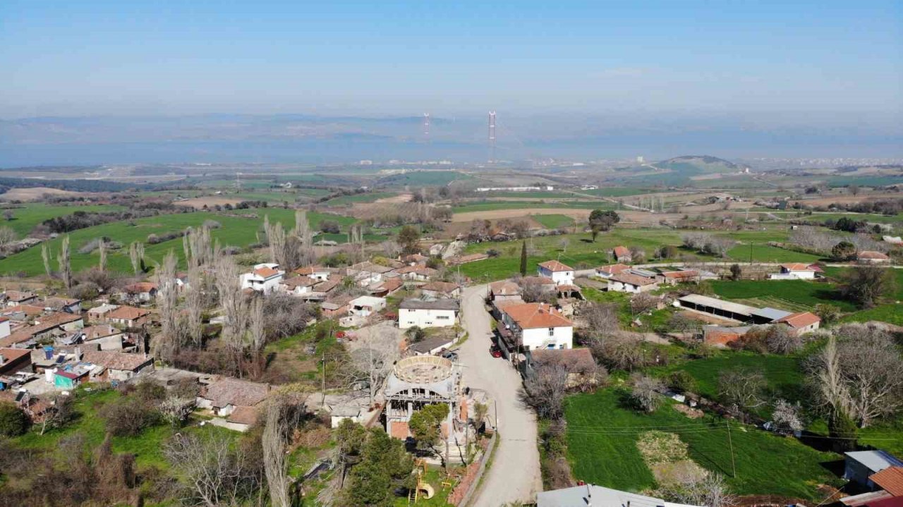 Depreme dayanıksız 61 yıllık köy camisinin yerine Osmanlı mimarisiyle yenisi yapılıyor