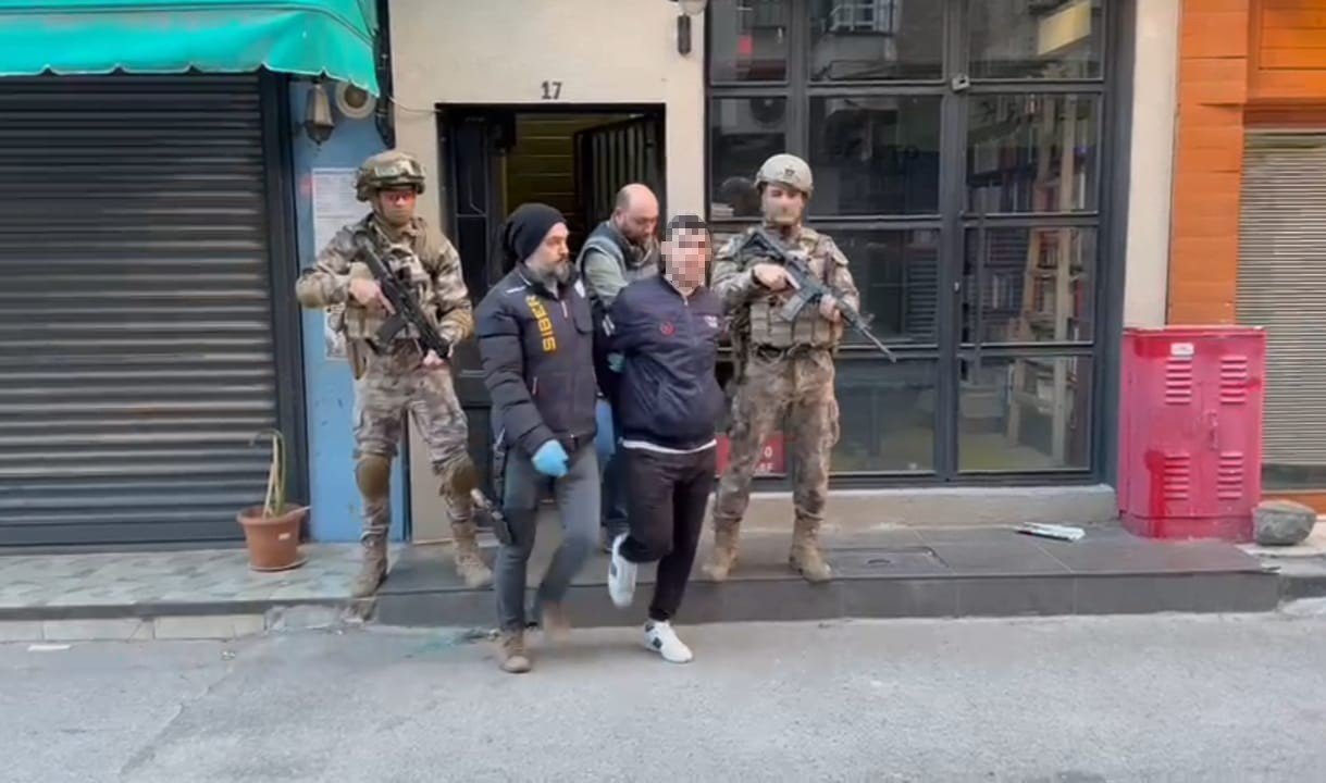 İzmir’de eğlence mekanlarına "Günbatımı Operasyonu"