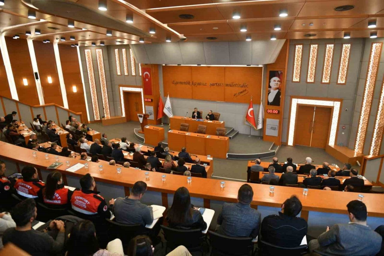 Esenyurt’ta deprem çalıştayının ilk toplantısı yapıldı