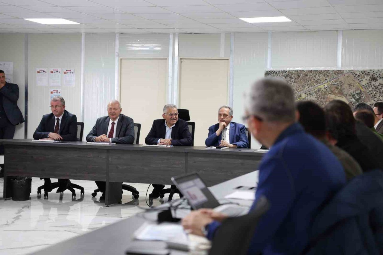 Talas Mevlana’da Raylı Hattın Test Sürüşü 1 Mayıs’ta Başlayacak