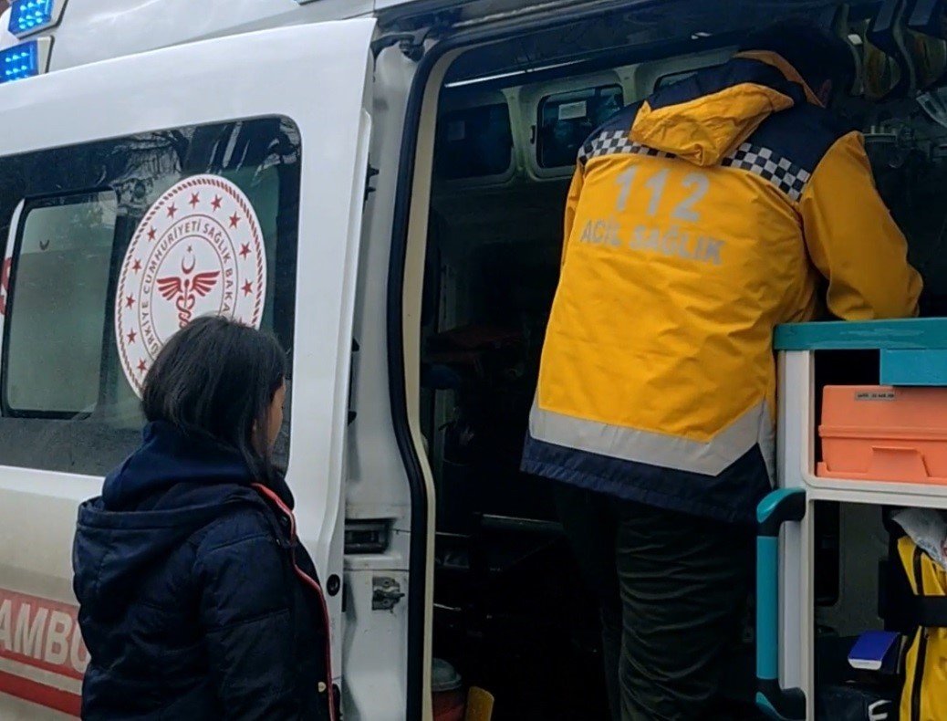 Kazada kopan serçe parmağı saatlerce aradılar: O anlar kamerada