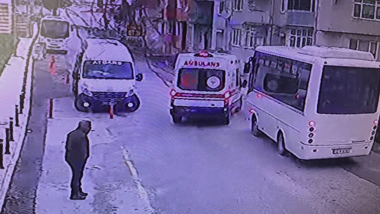 Kazada kopan serçe parmağı saatlerce aradılar: O anlar kamerada