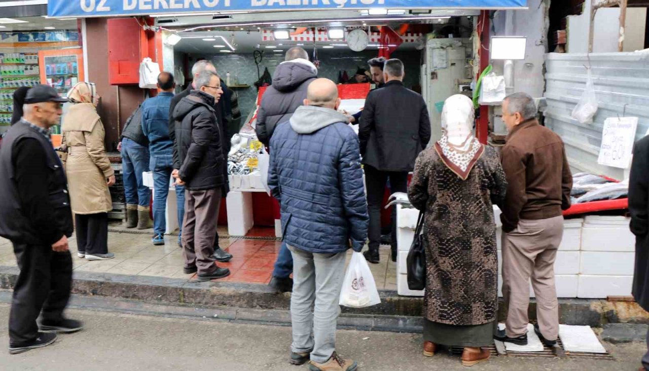 Balıkçılar bu Ramazan’da bayram ediyor
