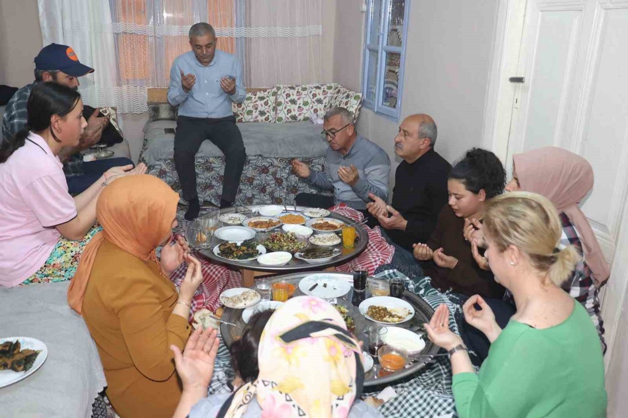 Başkan Kaplan, iftarda vatandaşlarla buluşuyor