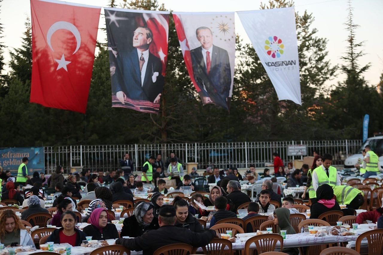 Kocasinan’ın iftarına 4 bin 500 kişi katıldı