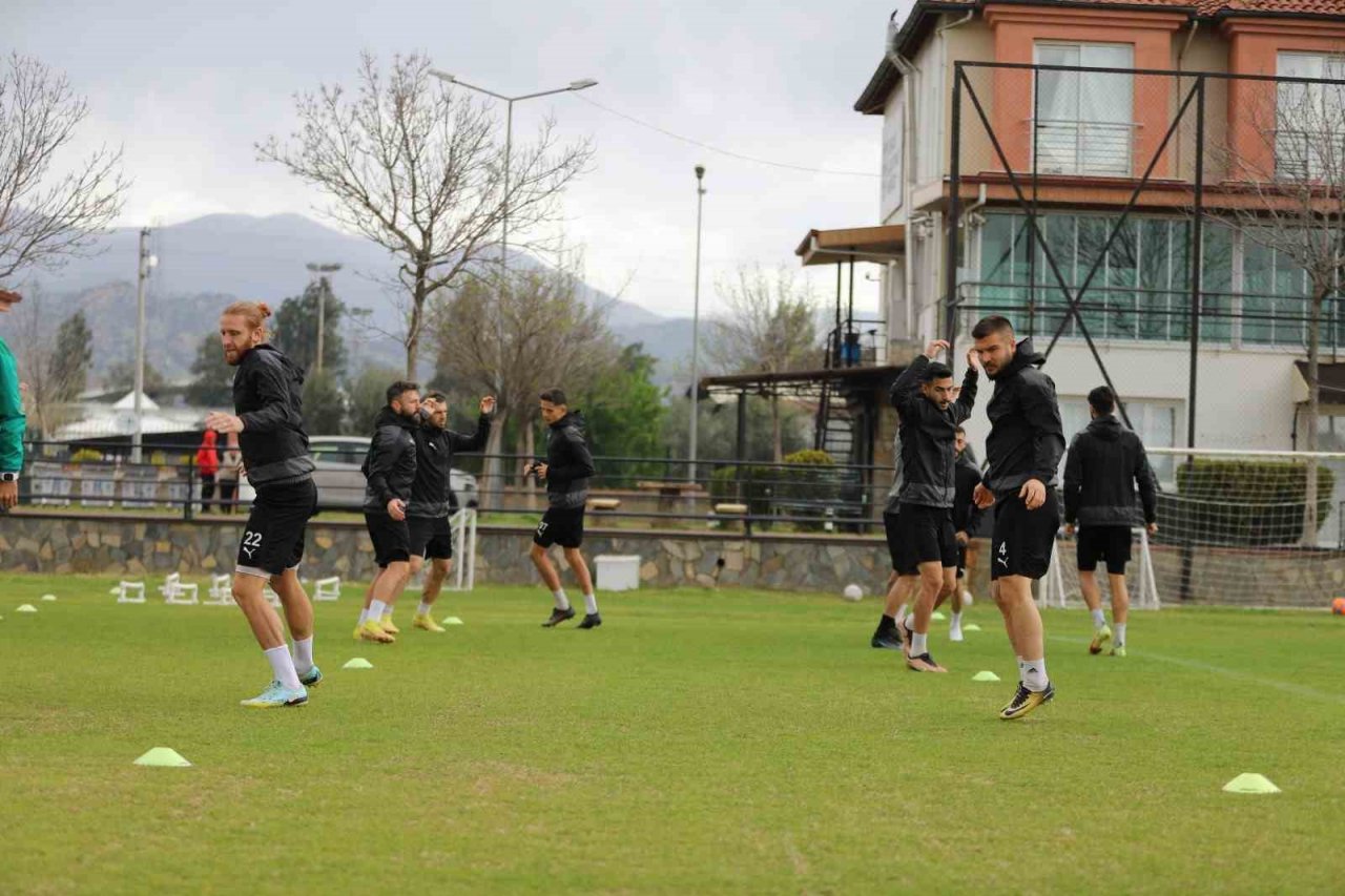 Nazilli Belediyespor’da İnegölspor maçı hazırlıkları tamamlandı