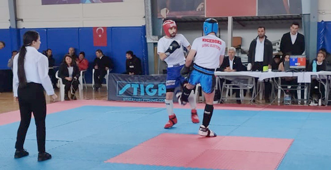 Bayraklı’nın sporcuları farkını gösterdi