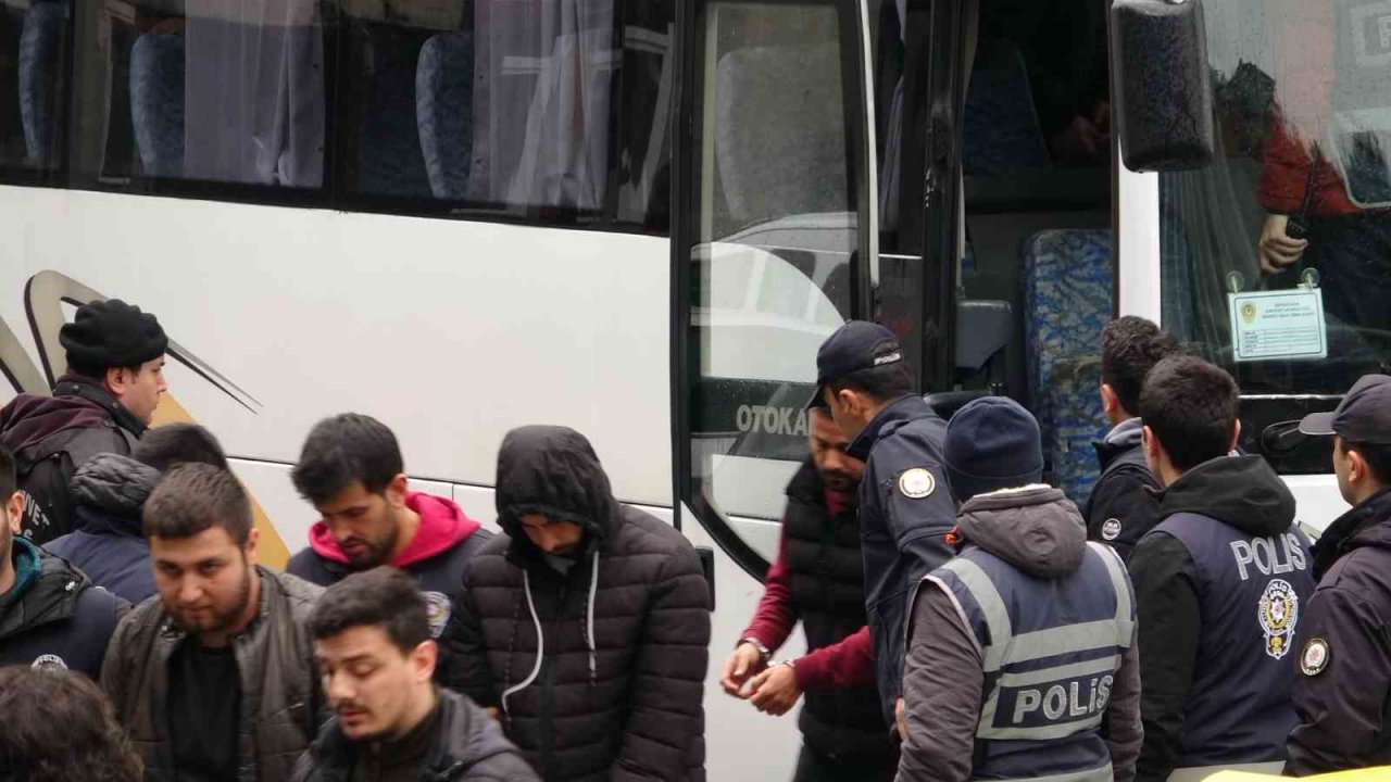 "Çekilişle cep telefonu kazandınız" diyerek 1,5 milyon lira dolandırdılar