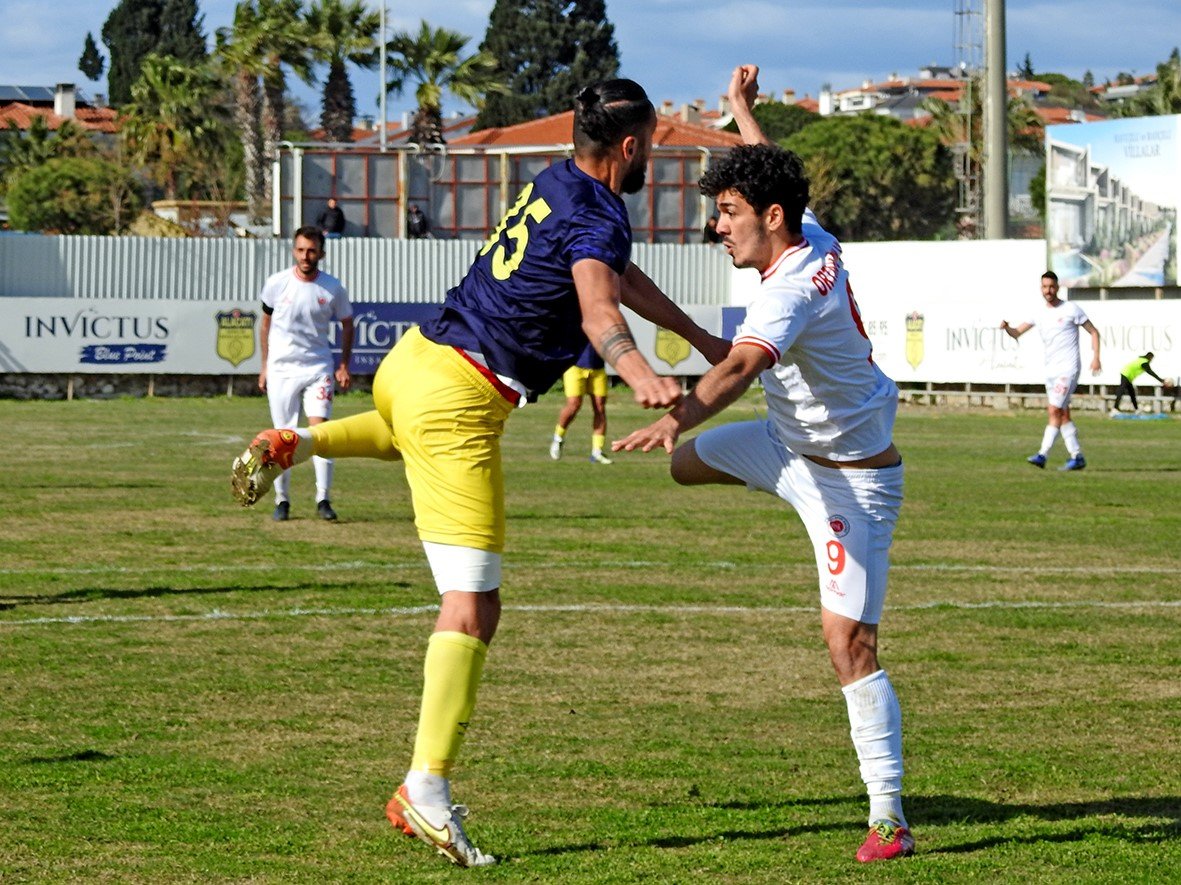 Alaçatıspor, 4’te 4 yaparak seriyi bozmadı