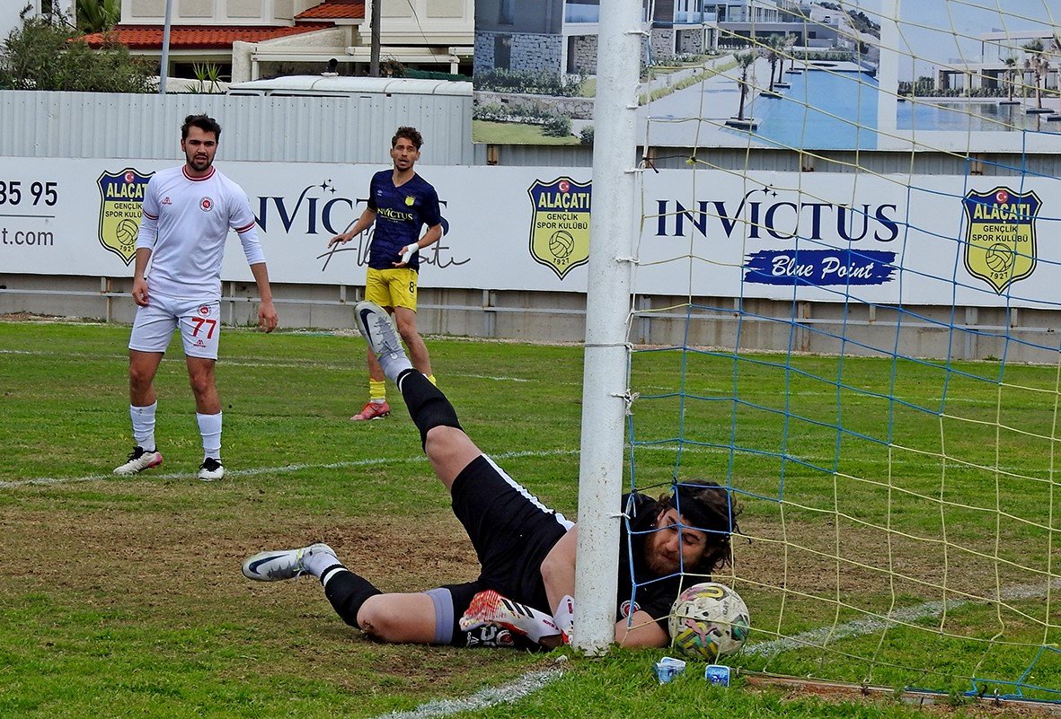 Alaçatıspor, 4’te 4 yaparak seriyi bozmadı
