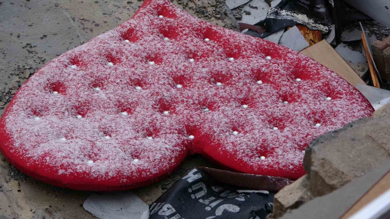 Ramazan ayında İstanbul’a kar yağdı