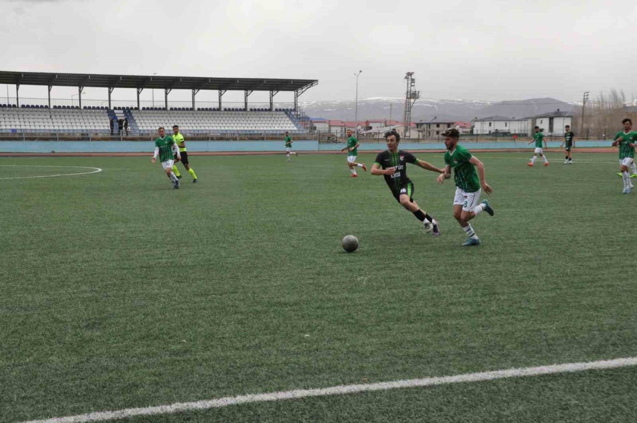 Kars 36 Spor: 6 Iğdır Es Spor: 2