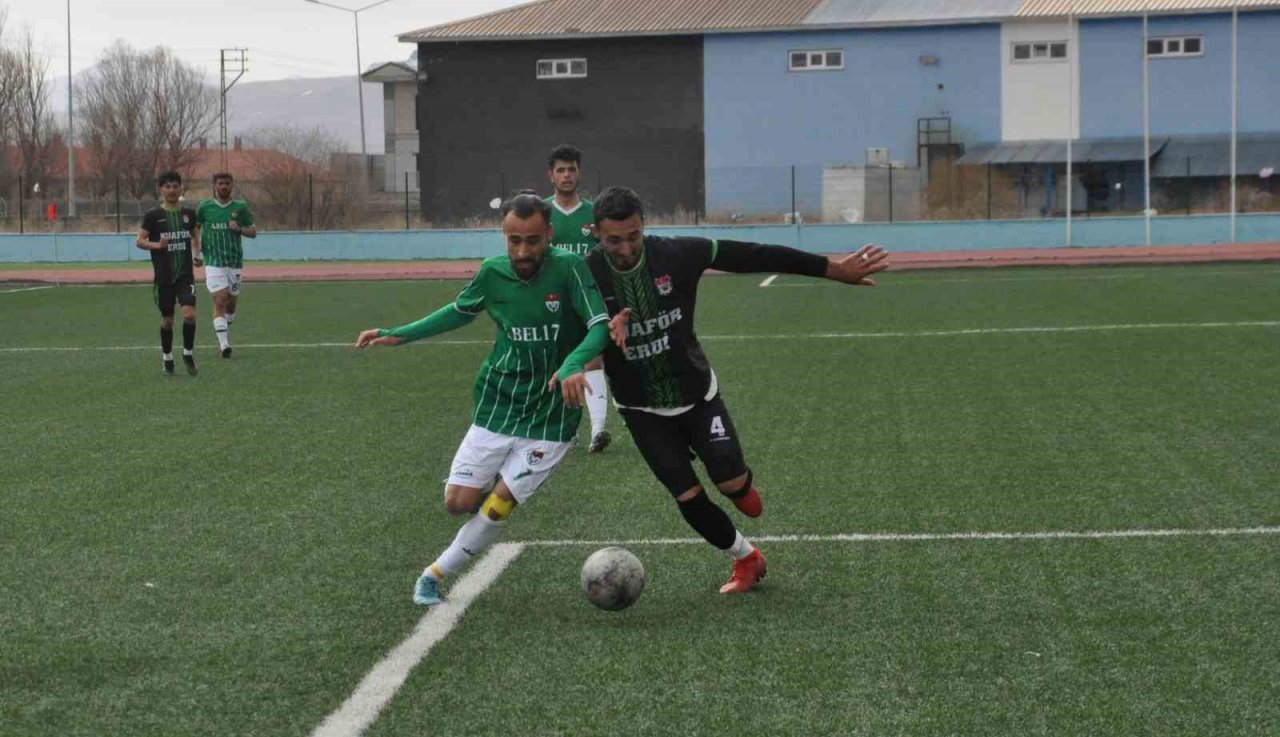 Kars 36 Spor: 6 Iğdır Es Spor: 2