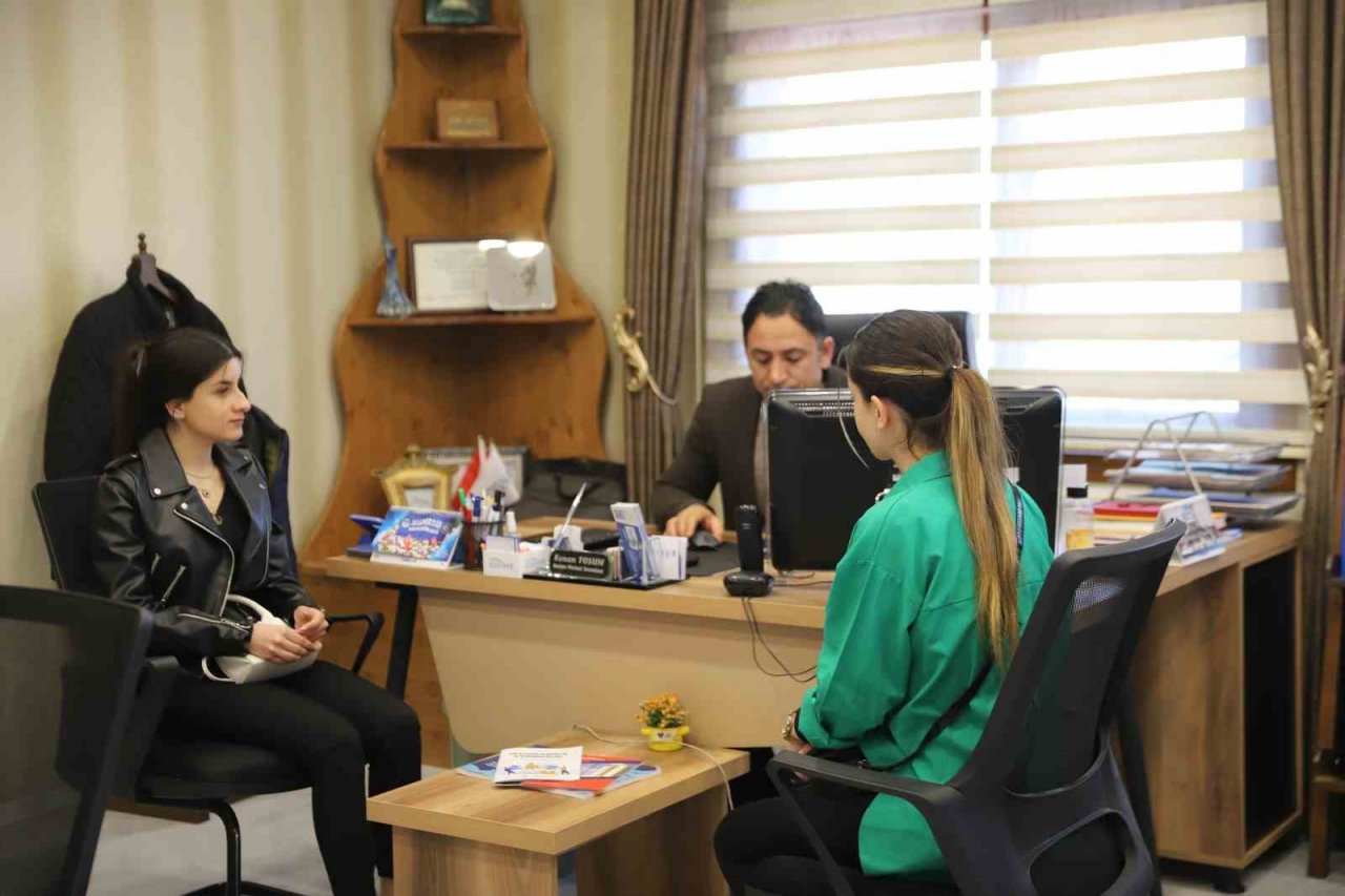 Kayseri Kariyer Merkezi, bin 500 kişiye iş kapısı oldu