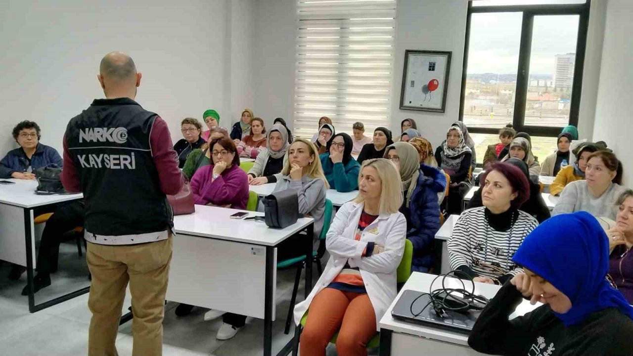 Narkotik Polisi 9 bin 720 vatandaşa ulaştı