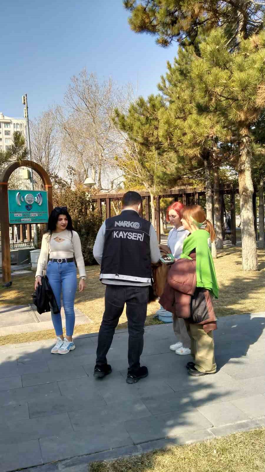 Narkotik Polisi 9 bin 720 vatandaşa ulaştı