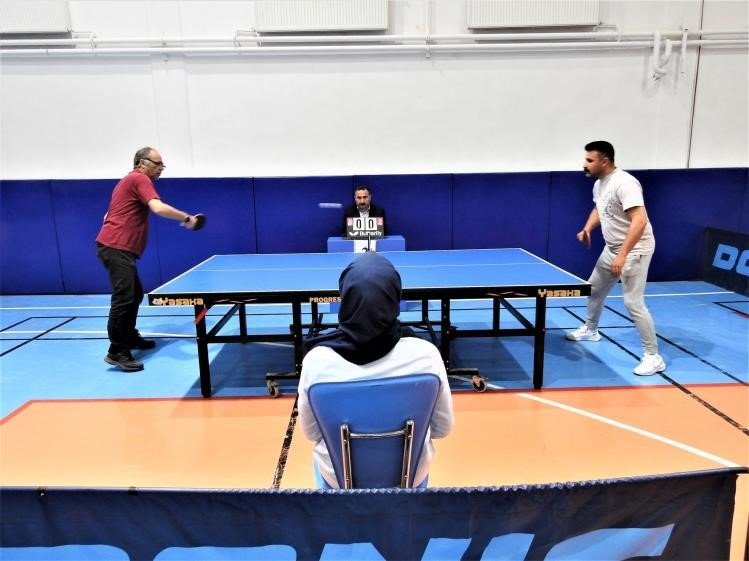Kütahya OBM’de masa tenisi turnuvası
