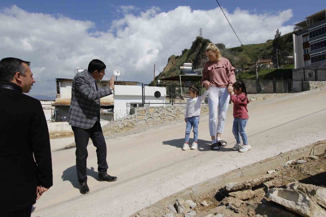 Nazilli’de yol çalışmaları devam ediyor