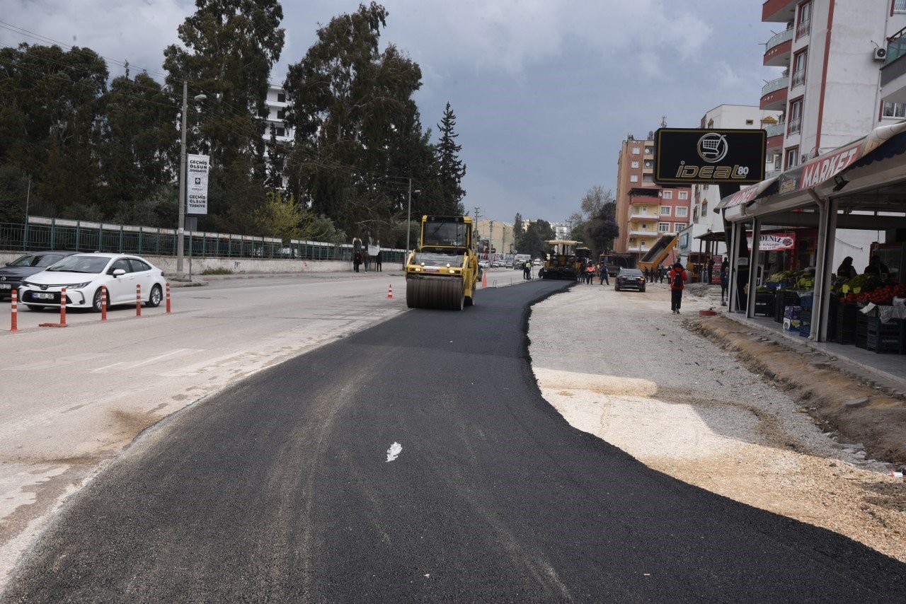 Osmaniye’de yol genişletme ve kavşak yapımına başladı