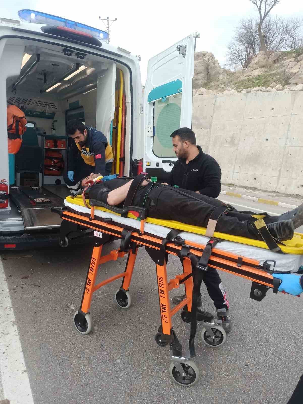 Van’da kamyonet takla attı: 1 yaralı