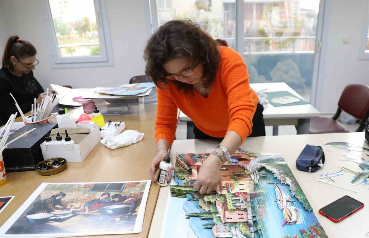 Yüreğir kültürevlerinde 90 ayrı branşta eğitim veriliyor 30 bin kişi faydalanıyor