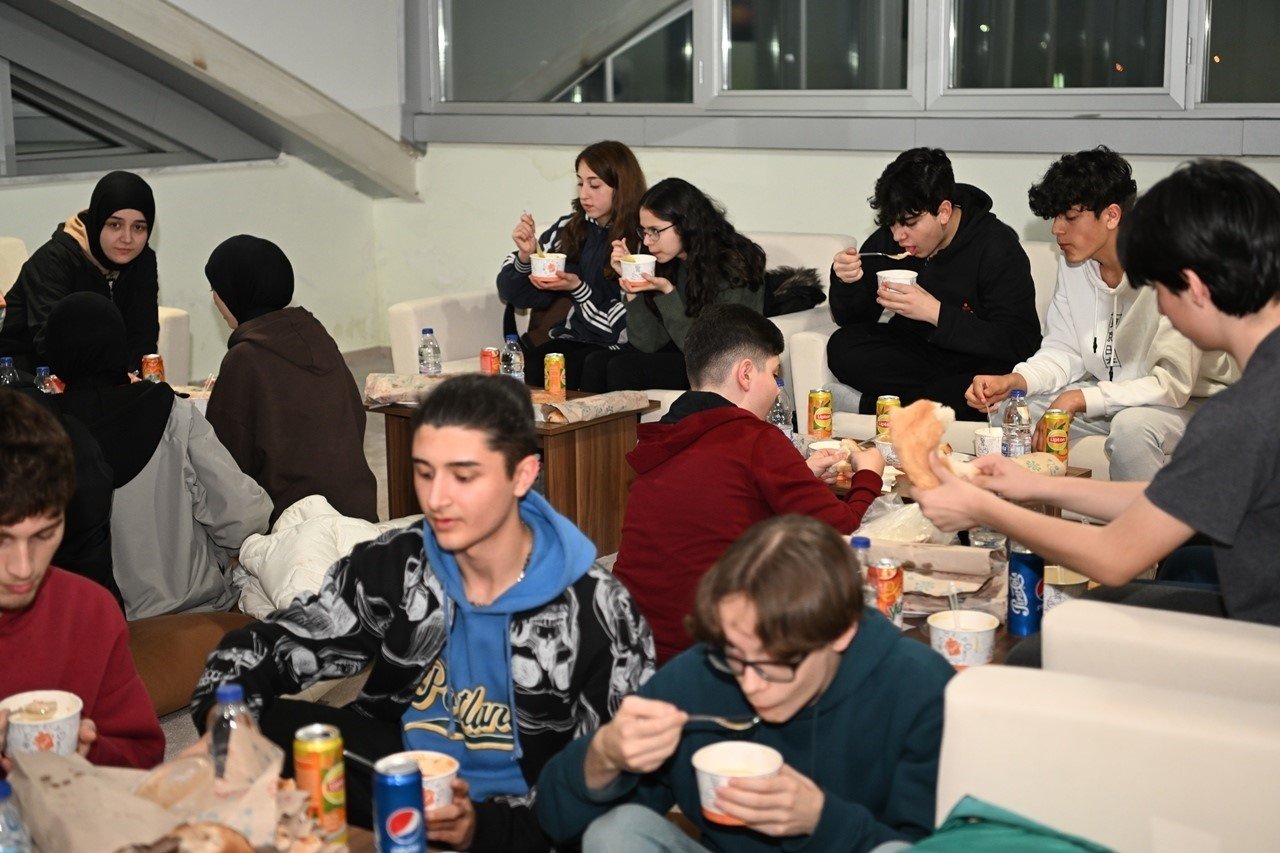 Başkan Kocaman: “Ülkemiz gençlerimizle şahlanacak”