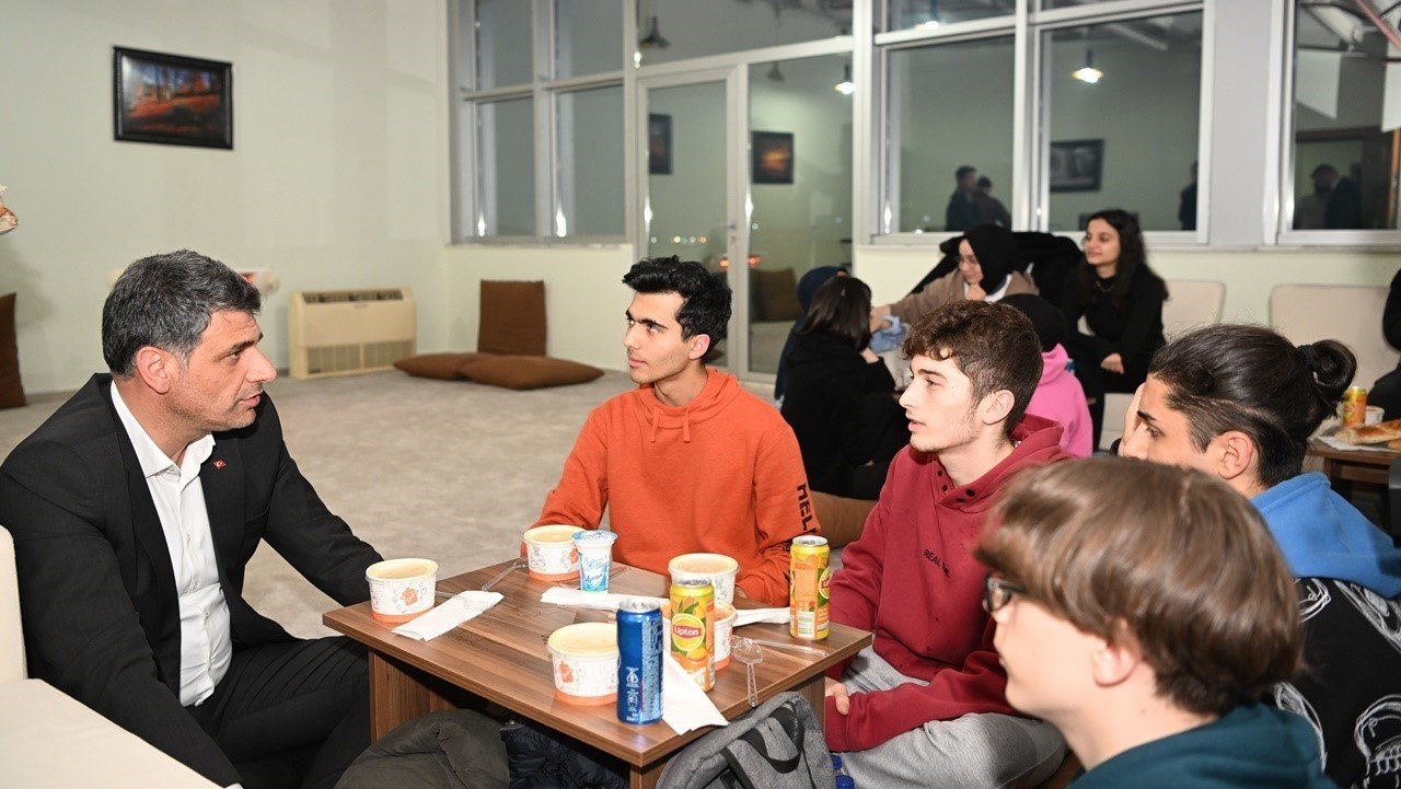 Başkan Kocaman: “Ülkemiz gençlerimizle şahlanacak”