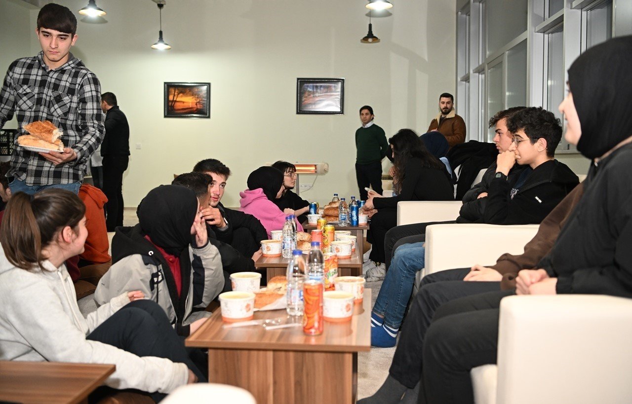 Başkan Kocaman: “Ülkemiz gençlerimizle şahlanacak”