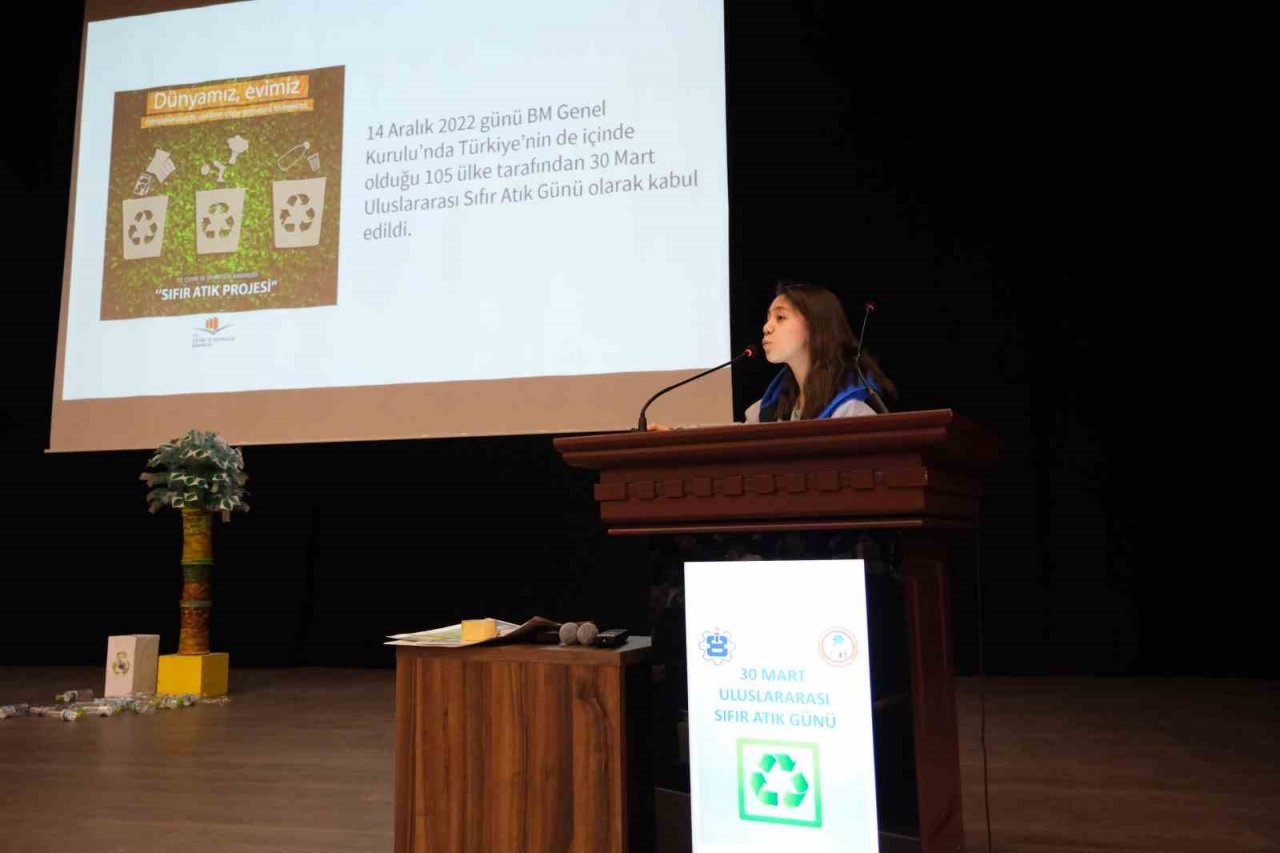 Özel EOSB Mesleki ve Teknik Anadolu Lisesi’nde “30 Mart Uluslararası Sıfır Atık Günü” kutlandı