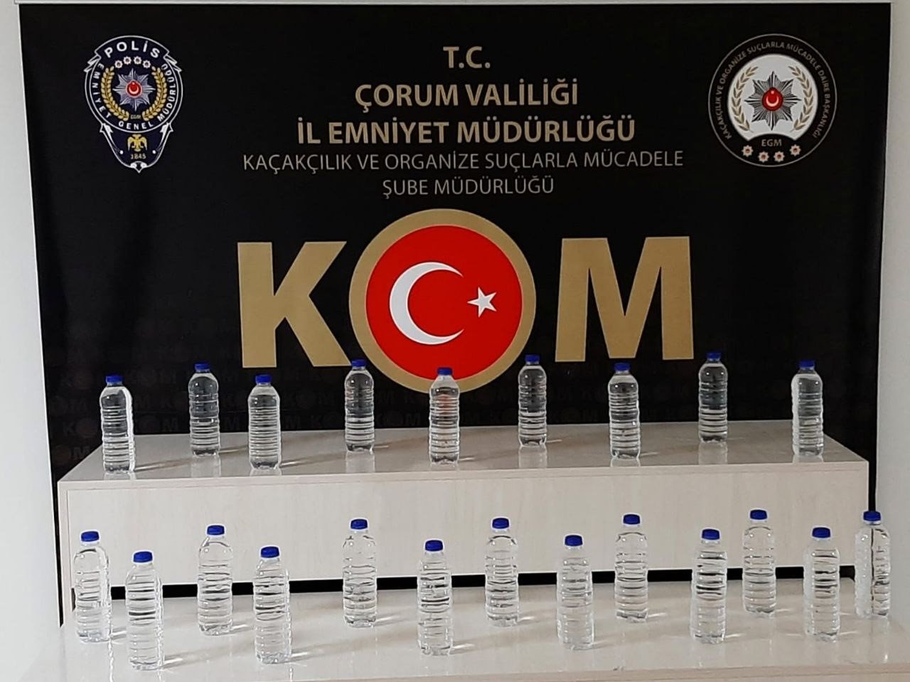 Çorum polisinden kaçak alkol ve sigara operasyonu