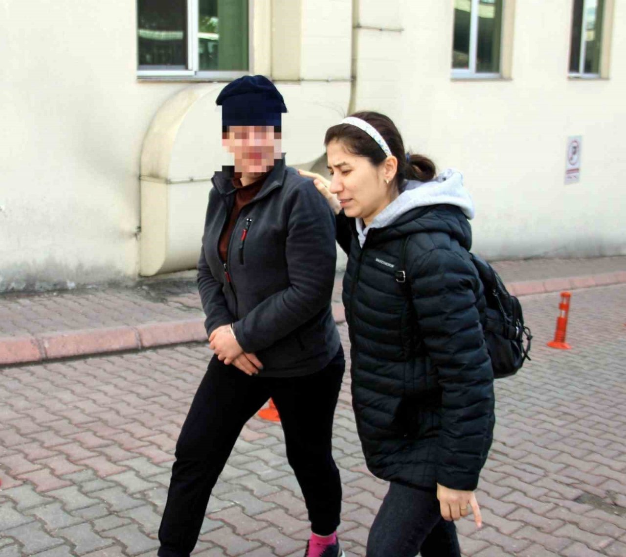 Uyuşturucu Taciri 4 Kişi Adliyede